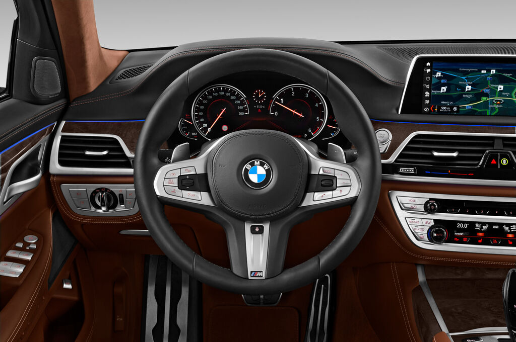 BMW 7 Series (Baujahr 2018) - 4 Türen Lenkrad