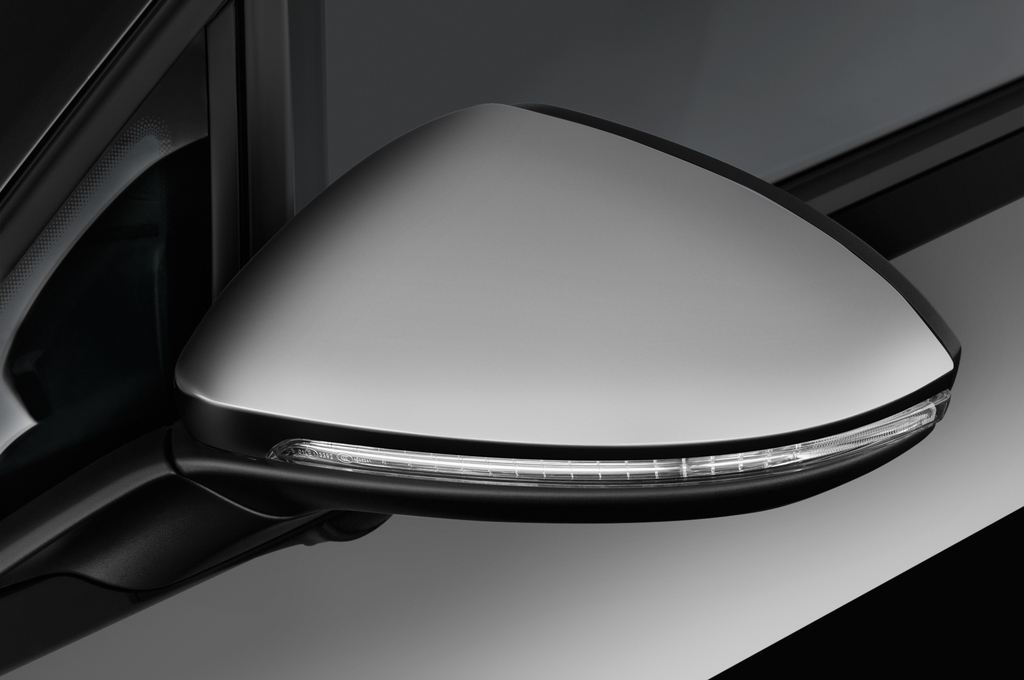 Volkswagen Golf (Baujahr 2015) 2.0 Tsi 4Motion Bmt R 5 Türen Außenspiegel