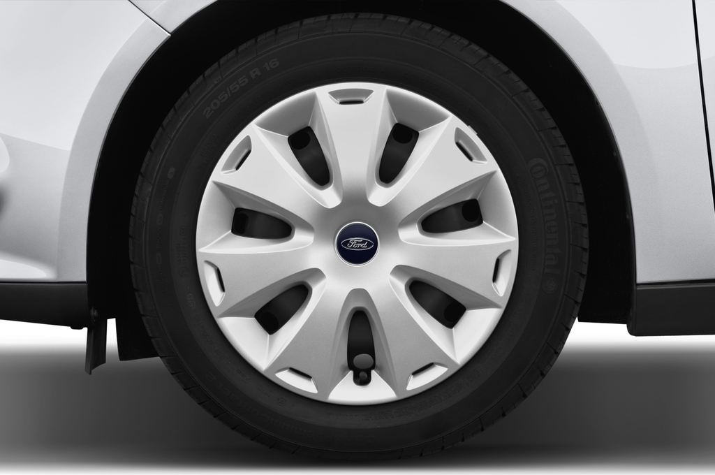 Ford Focus (Baujahr 2012) Trend 5 Türen Reifen und Felge