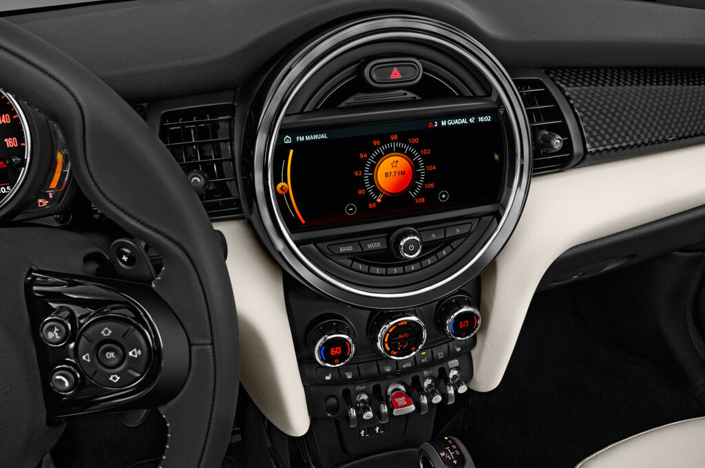 MINI MINI (Baujahr 2019) Cooper S Chili 2 Türen Radio und Infotainmentsystem