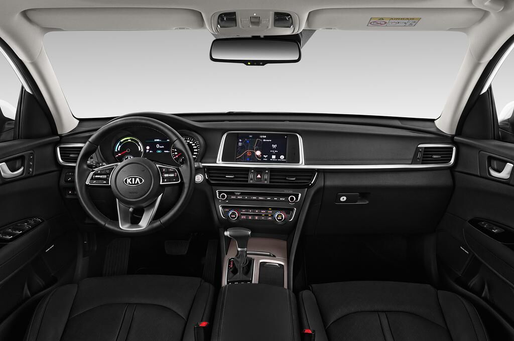 KIA Optima SW PHEV (Baujahr 2019) - 5 Türen Cockpit und Innenraum