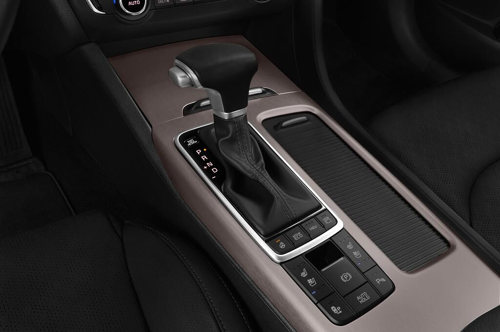 KIA Optima SW PHEV (Baujahr 2019) - 5 Türen Schalthebel