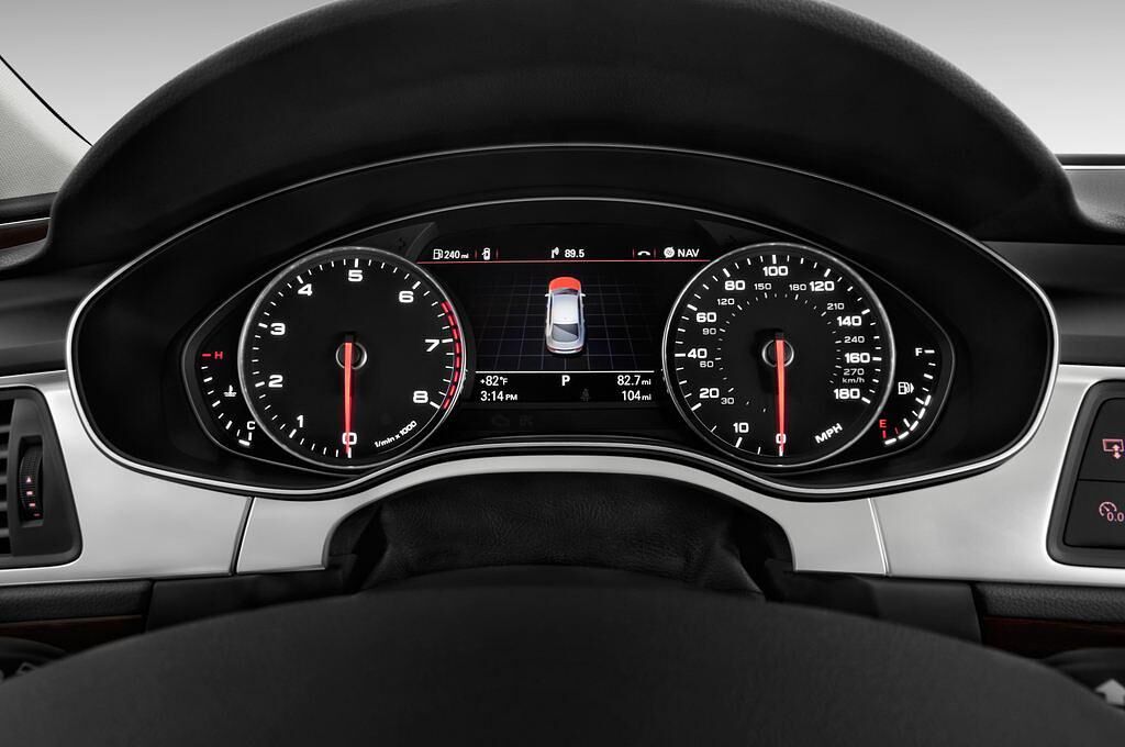 Audi A7 (Baujahr 2012) 3.0 TFSI Quattro 5 Türen Tacho und Fahrerinstrumente