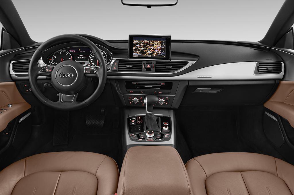 Audi A7 (Baujahr 2013) - 5 Türen Cockpit und Innenraum