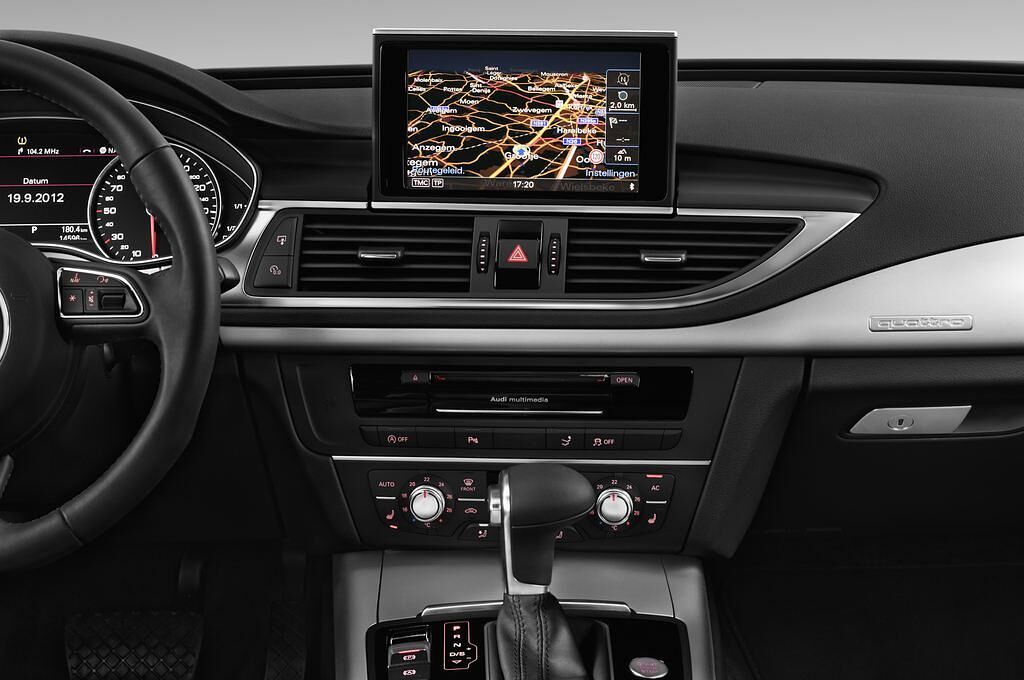 Audi A7 (Baujahr 2013) - 5 Türen Mittelkonsole