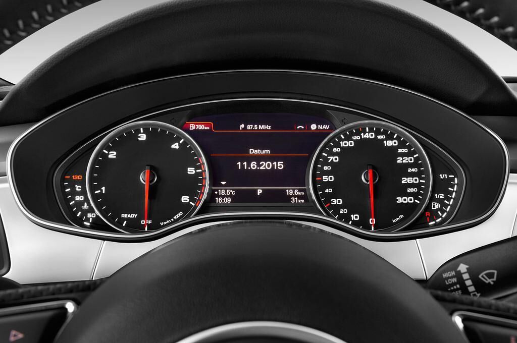 Audi A7 (Baujahr 2016) - 5 Türen Tacho und Fahrerinstrumente