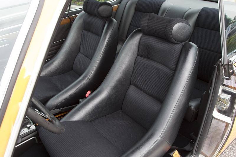 BMW 3.0 CSL mit den Rennschalensitzen