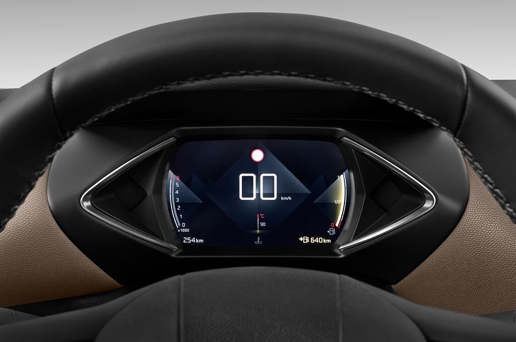 DS DS 3 Crossback (Baujahr 2019) Performance Line 5 Türen Tacho und Fahrerinstrumente