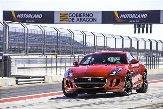 Ein potentieller Gegner für den Porsche 911? Beim F-Type Coupé ist das keine Frage