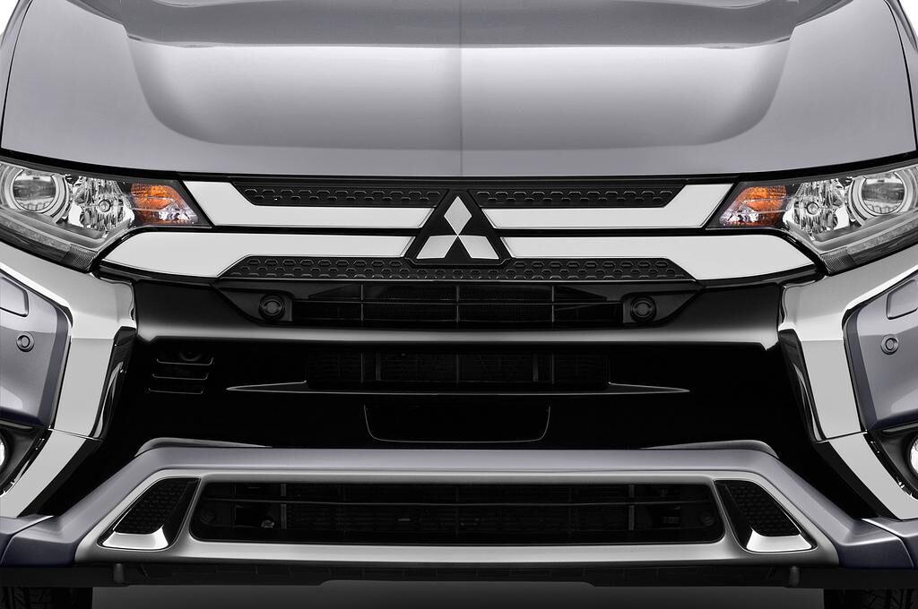 Mitsubishi Outlander PHEV (Baujahr 2020) Basis 5 Türen Kühlergrill und Scheinwerfer