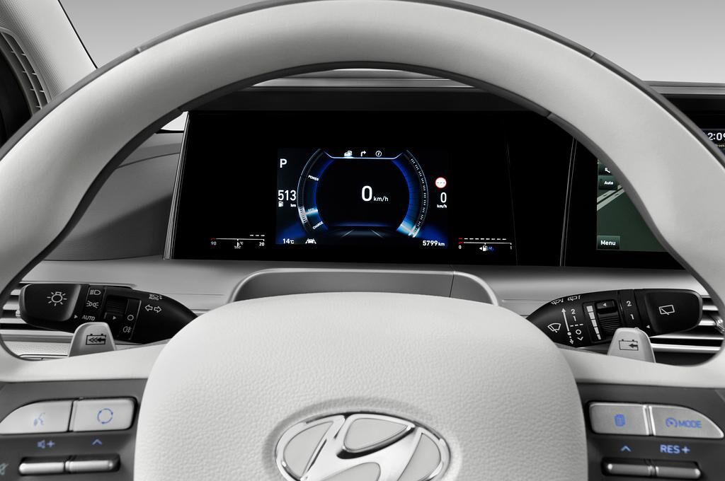 Hyundai Nexo (Baujahr 2019) - 5 Türen Tacho und Fahrerinstrumente