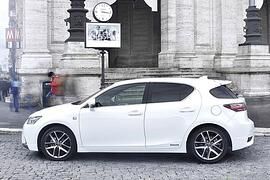 Lexus schnürt Business-Paket für den Hybrid-CT 200h