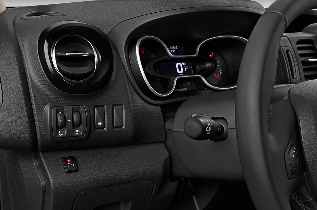 Renault Trafic (Baujahr 2020) Space Class 4 Türen Lüftung