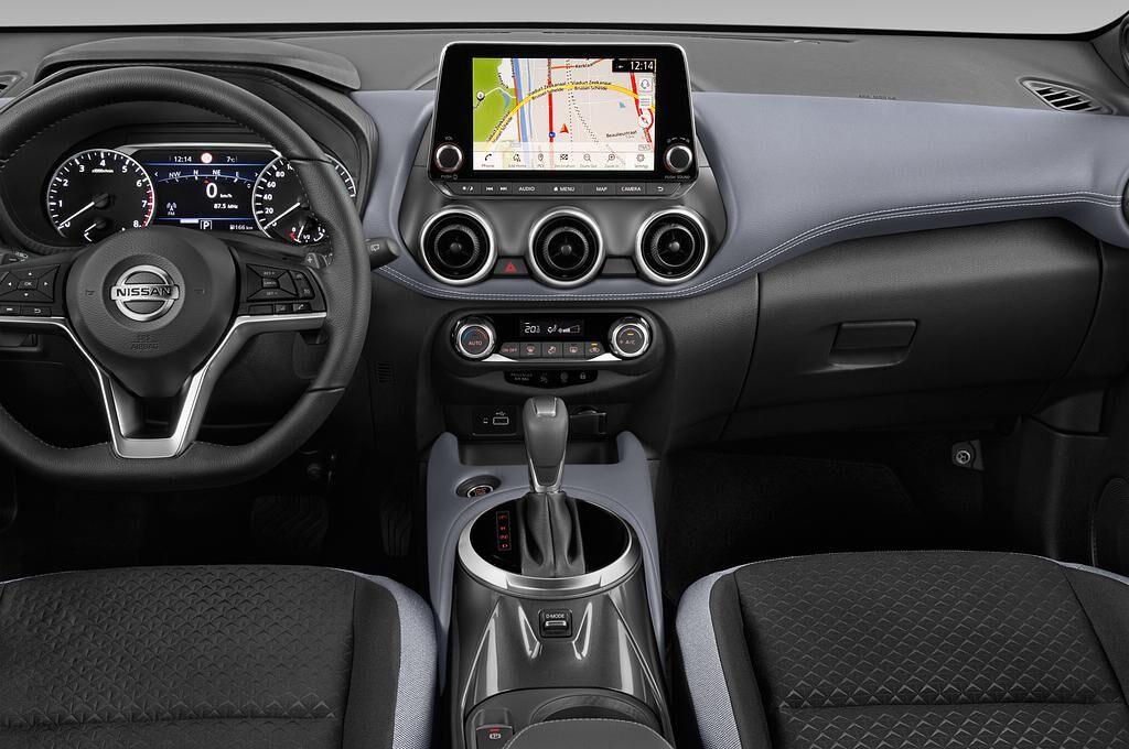Nissan Juke (Baujahr 2020) Acenta 5 Türen Mittelkonsole