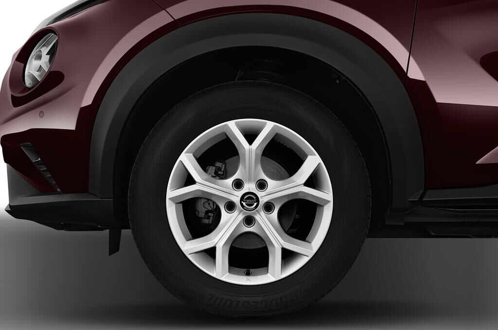 Nissan Juke (Baujahr 2020) Acenta 5 Türen Reifen und Felge