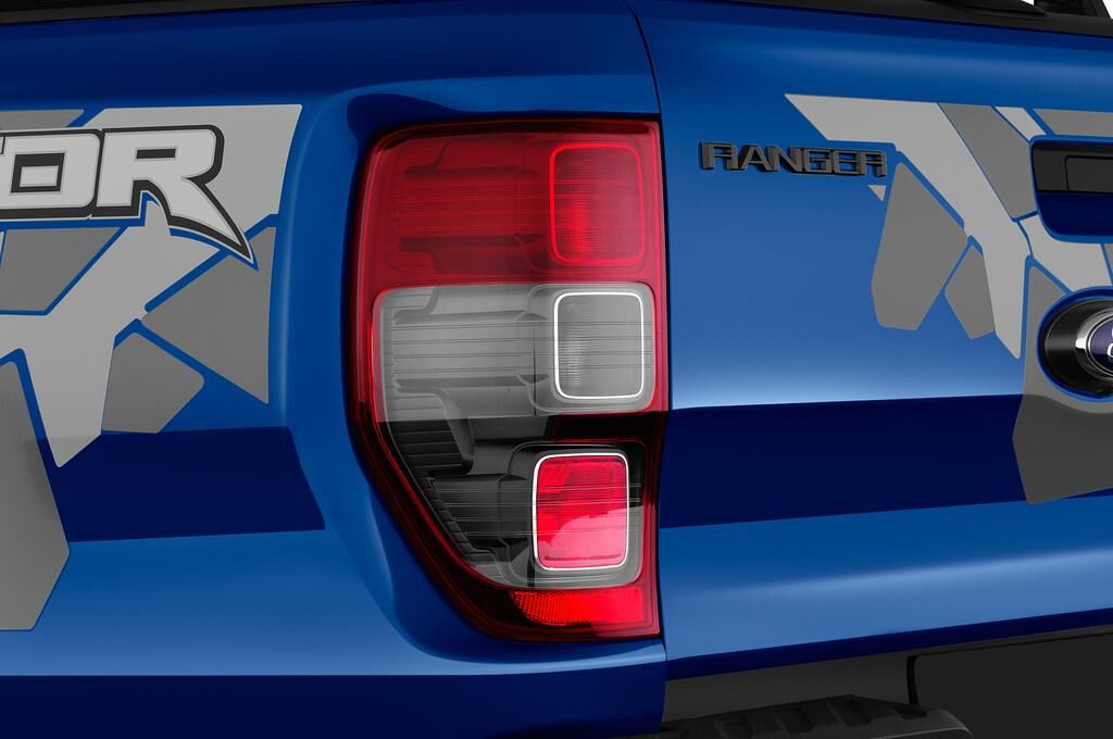 Ford Ranger Raptor (Baujahr 2019) - 4 Türen Rücklicht