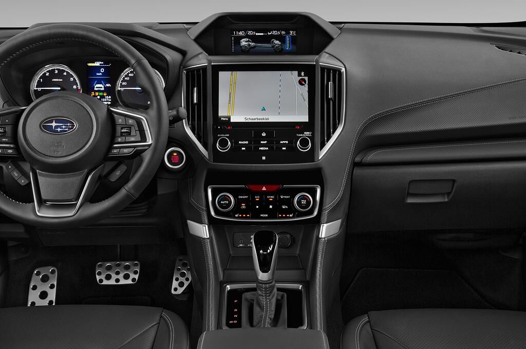 Subaru Forester e-Boxer (Baujahr 2019) Premium 5 Türen Mittelkonsole