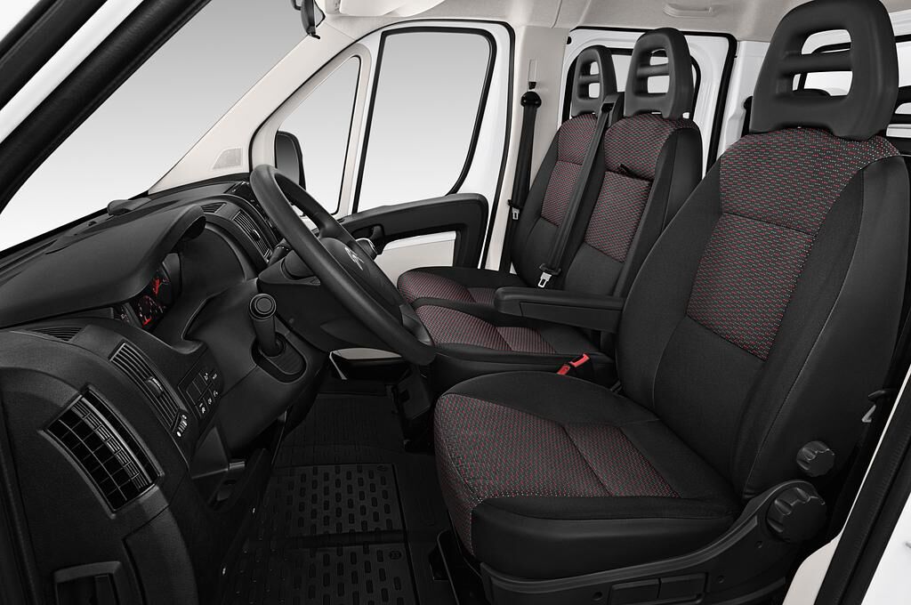 Citroen Jumper (Baujahr 2019) - 4 Türen Vordersitze