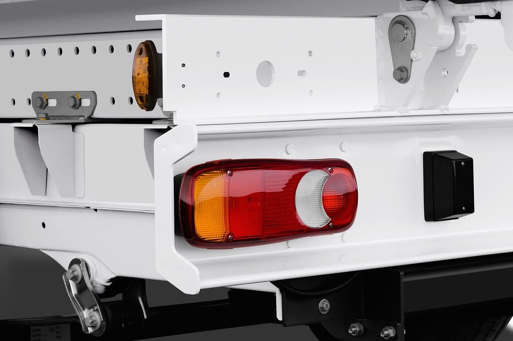 Citroen Jumper (Baujahr 2019) - 4 Türen Rücklicht