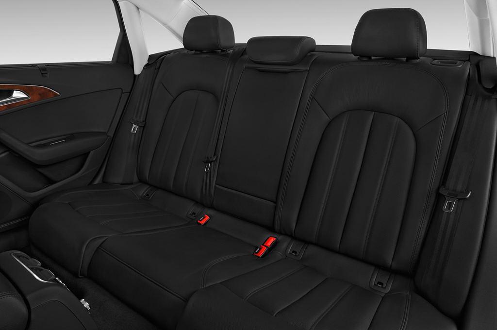 Audi A6 (Baujahr 2016) Competition 4 Türen Rücksitze