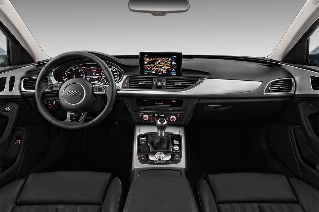 Audi A6 (Baujahr 2016) - 4 Türen Cockpit und Innenraum