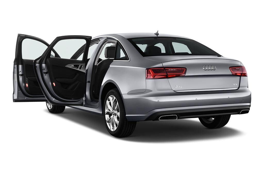 Audi A6 (Baujahr 2016) - 4 Türen Tür geöffnet