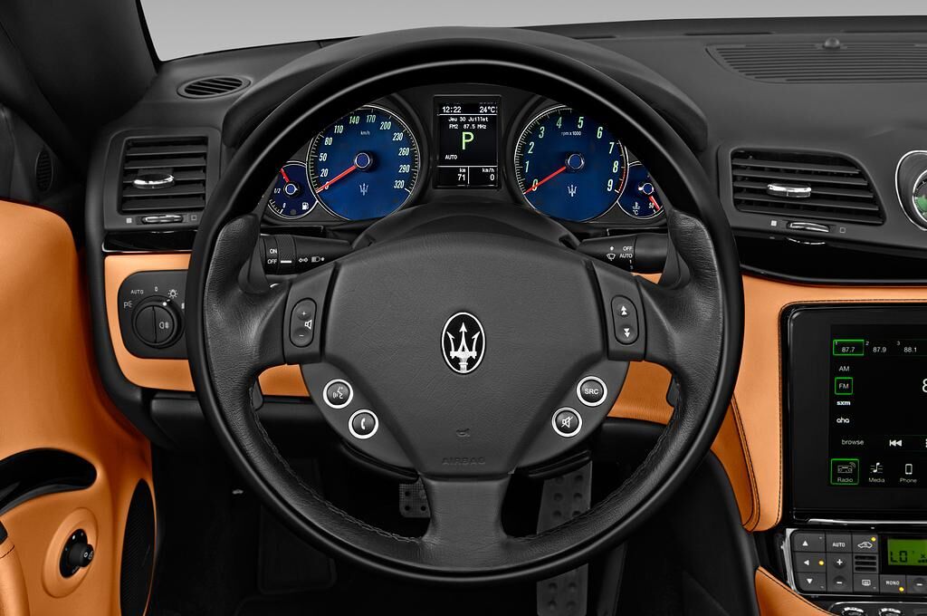 Maserati Gran Cabrio (Baujahr 2019) Sport 2 Türen Lenkrad