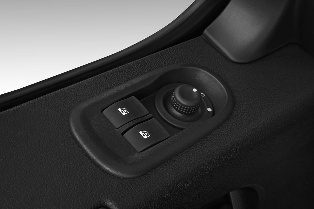 Renault Master Z.E. (Baujahr 2019) - 4 Türen Bedienungselemente Tür