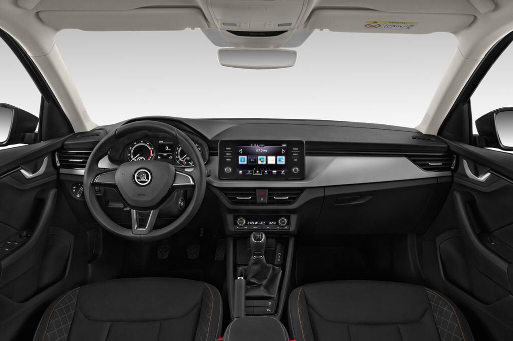 Skoda Scala (Baujahr 2019) Ambition 5 Türen Cockpit und Innenraum