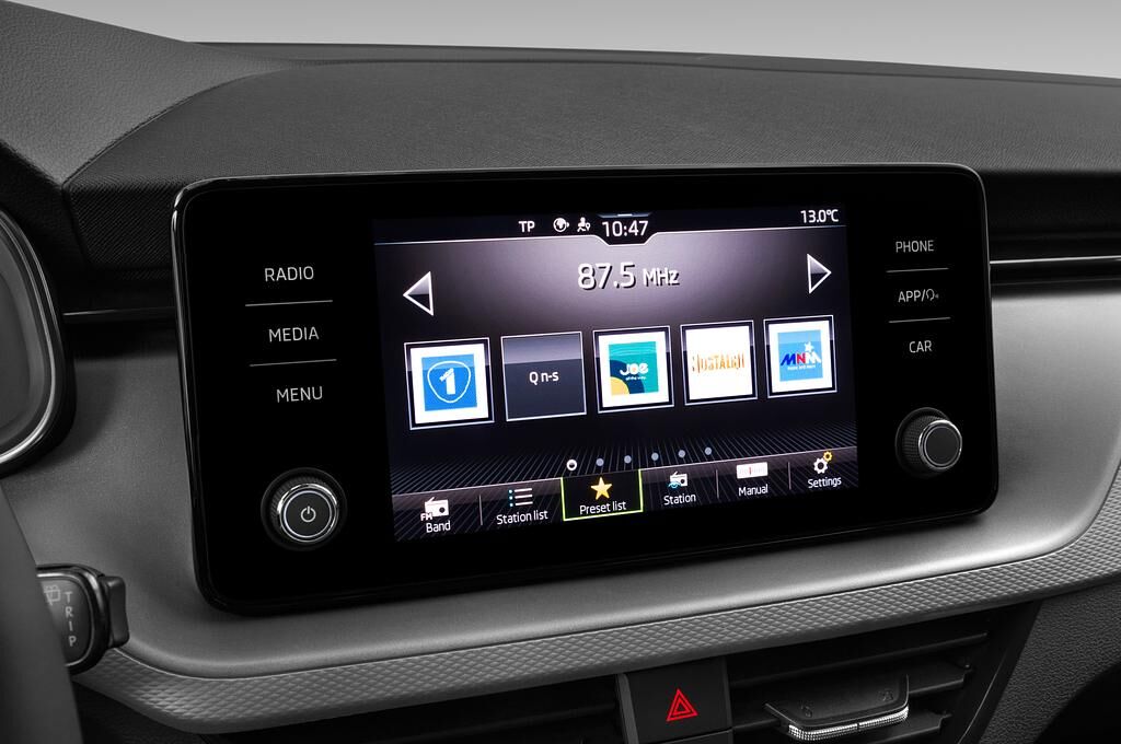 Skoda Scala (Baujahr 2019) Ambition 5 Türen Radio und Infotainmentsystem