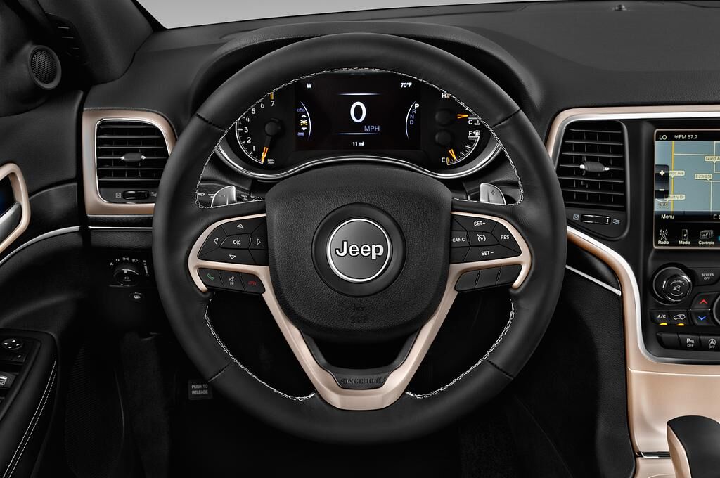Jeep Grand Cherokee (Baujahr 2019) Limited 5 Türen Lenkrad