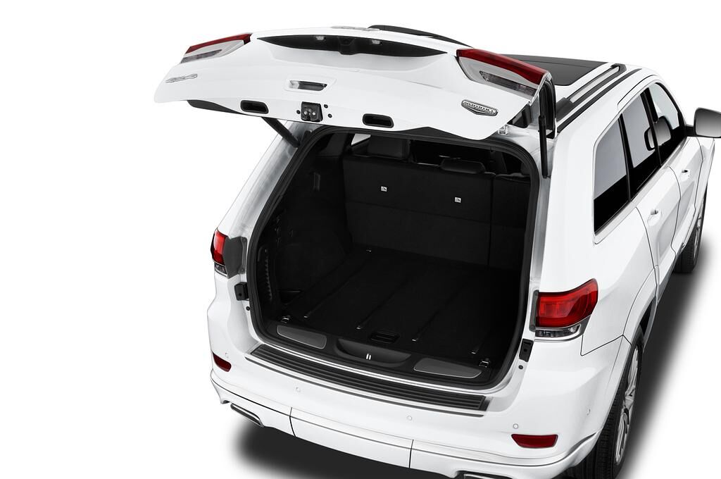 Jeep Grand Cherokee (Baujahr 2018) Summit 5 Türen Kofferraum