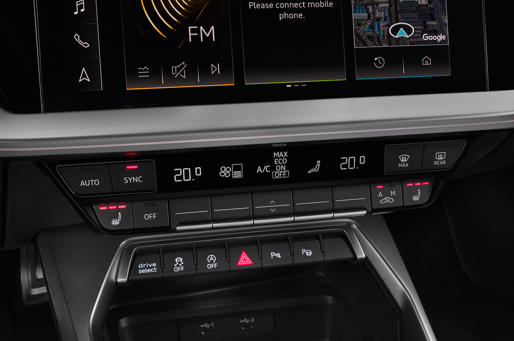 Audi RS 3 (Baujahr 2022) Base 4 Türen Temperatur und Klimaanlage