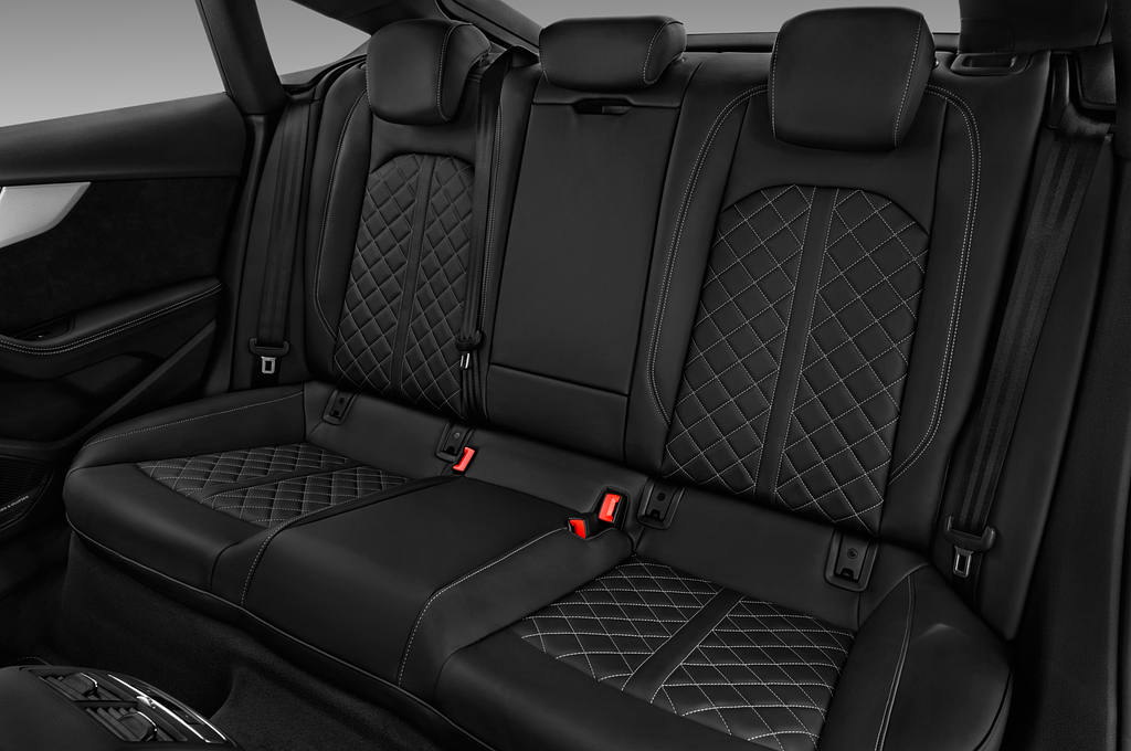 Audi S5 Sportback (Baujahr 2021) - 5 Türen Rücksitze