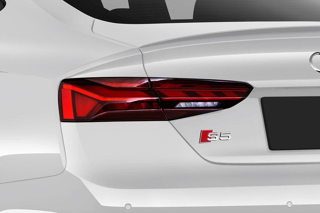Audi S5 Sportback (Baujahr 2021) - 5 Türen Rücklicht