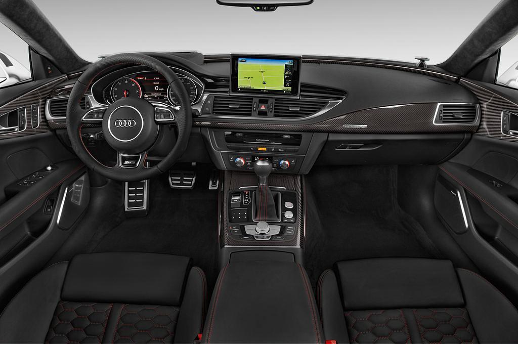Audi RS7 (Baujahr 2015) 4.0 Tfsi Quattro Tiptronic Sportback 5 Türen Cockpit und Innenraum
