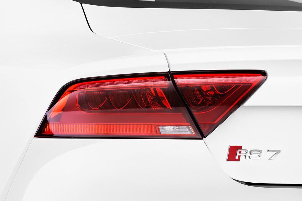 Audi RS7 (Baujahr 2015) 4.0 Tfsi Quattro Tiptronic Sportback 5 Türen Rücklicht