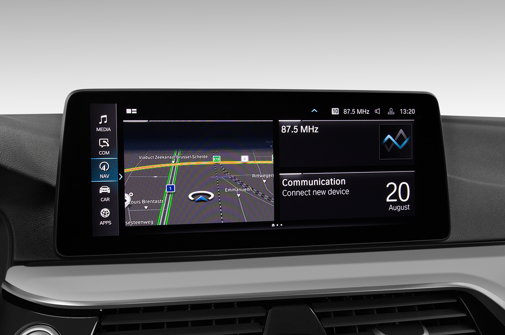 BMW 5 Series (Baujahr 2021) M Sport Edition 4 Türen Radio und Infotainmentsystem