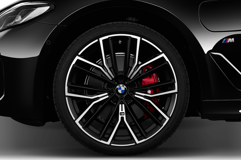 BMW 5 Series (Baujahr 2021) M Sport Edition 4 Türen Reifen und Felge
