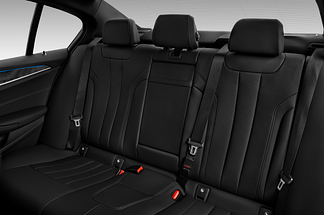 BMW 5 Series (Baujahr 2021) 530e Base 4 Türen Rücksitze