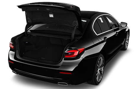 BMW 5 Series (Baujahr 2021) 530e Base 4 Türen Kofferraum