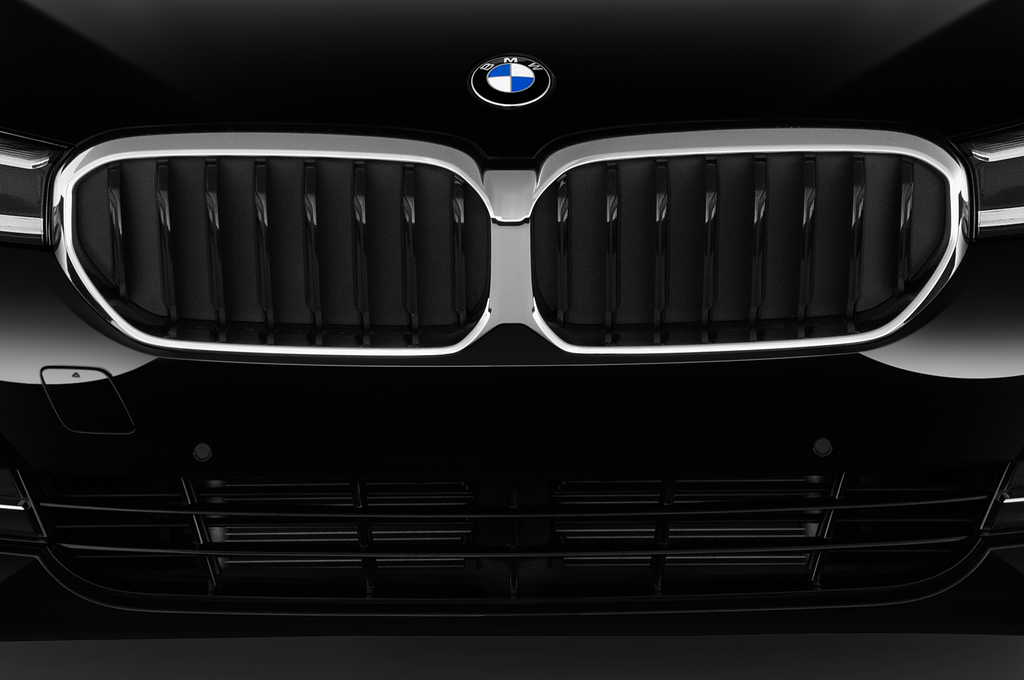 BMW 5 Series (Baujahr 2021) Luxury Line 4 Türen Kühlergrill und Scheinwerfer