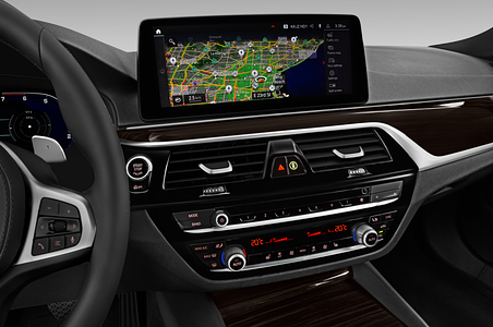 BMW 5 Series (Baujahr 2021) Luxury Line 4 Türen Mittelkonsole