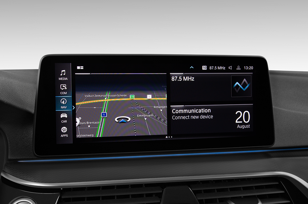 BMW 5 Series Plug-in-Hybrid (Baujahr 2020) M Sport Edition 4 Türen Radio und Infotainmentsystem