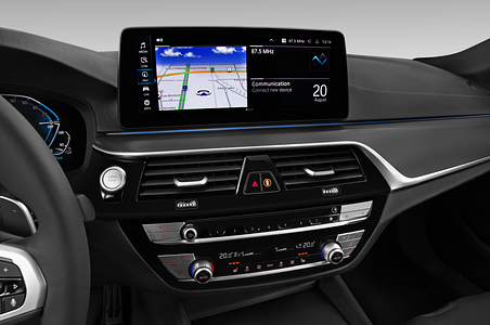 BMW 5 Series Plug-in-Hybrid (Baujahr 2020) M Sport Edition 4 Türen Mittelkonsole