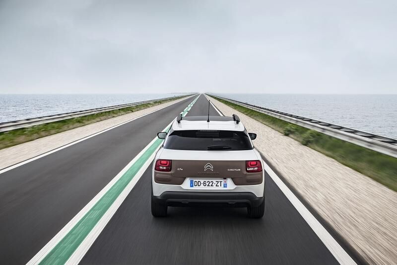 1,2 Liter groß ist sein Benzinmotor.