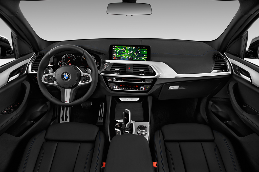 BMW X3 (Baujahr 2022) M Sport 5 Türen Cockpit und Innenraum