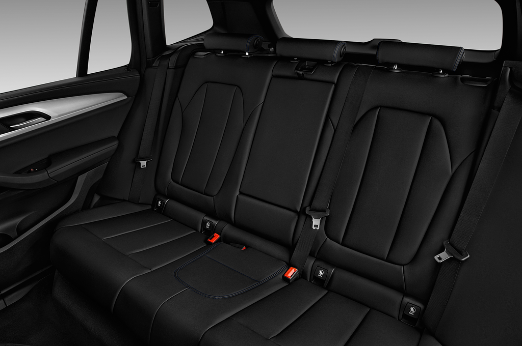 BMW X3 (Baujahr 2022) M Sport 5 Türen Rücksitze