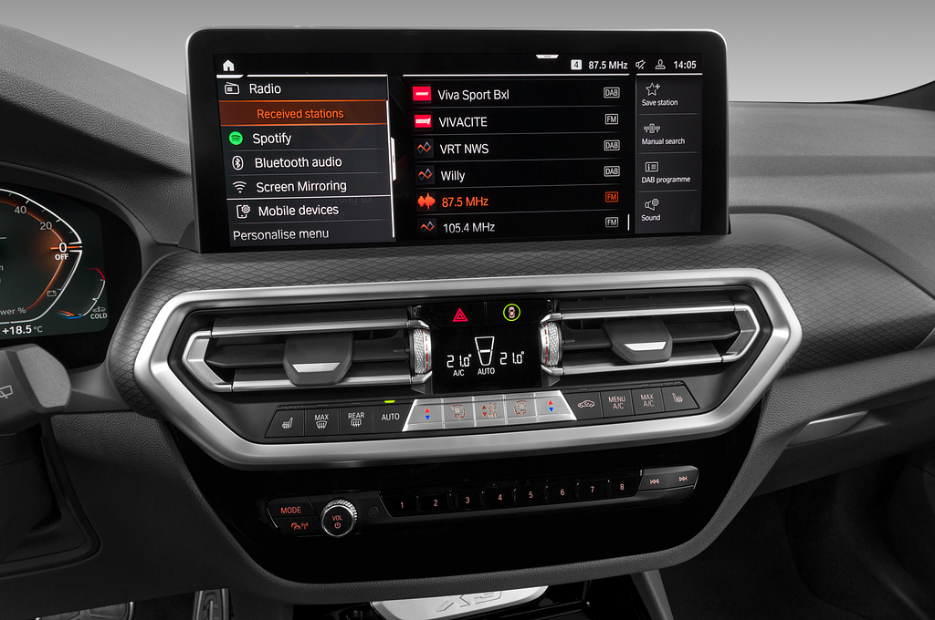 BMW X3 (Baujahr 2022) M Sport 5 Türen Radio und Infotainmentsystem