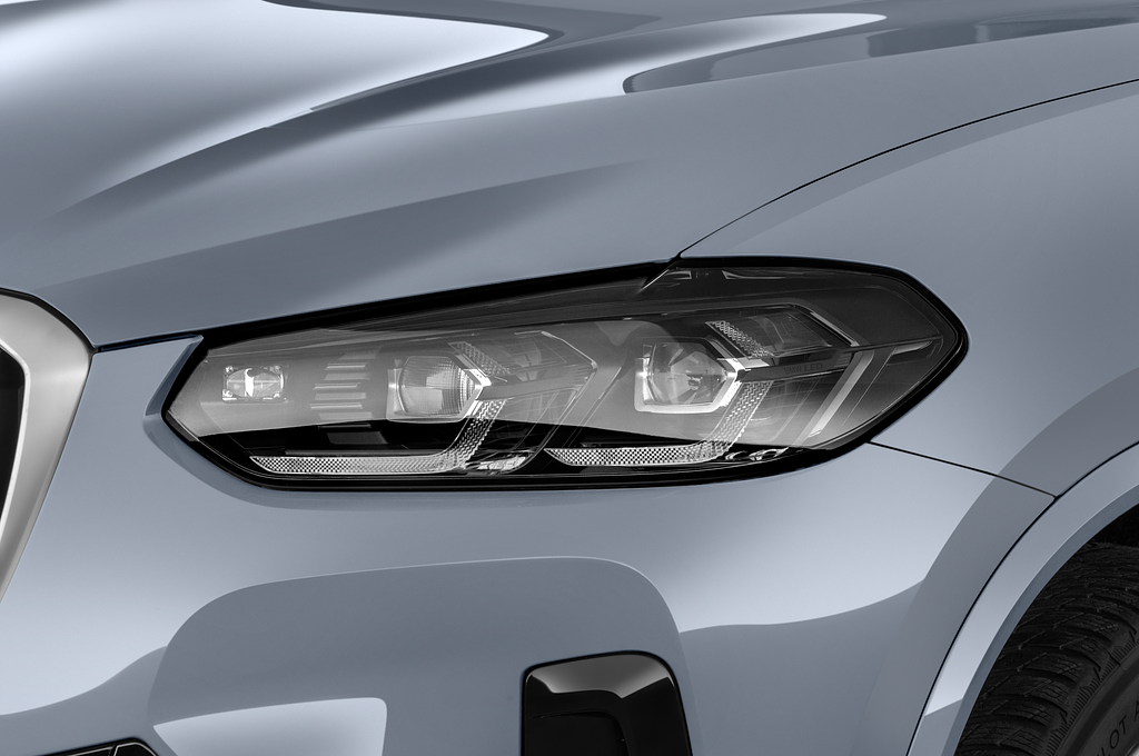 BMW X3 (Baujahr 2022) M Sport 5 Türen Scheinwerfer